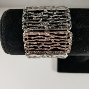 Silver Tone Wide Metal Panel Stretch Bracelet